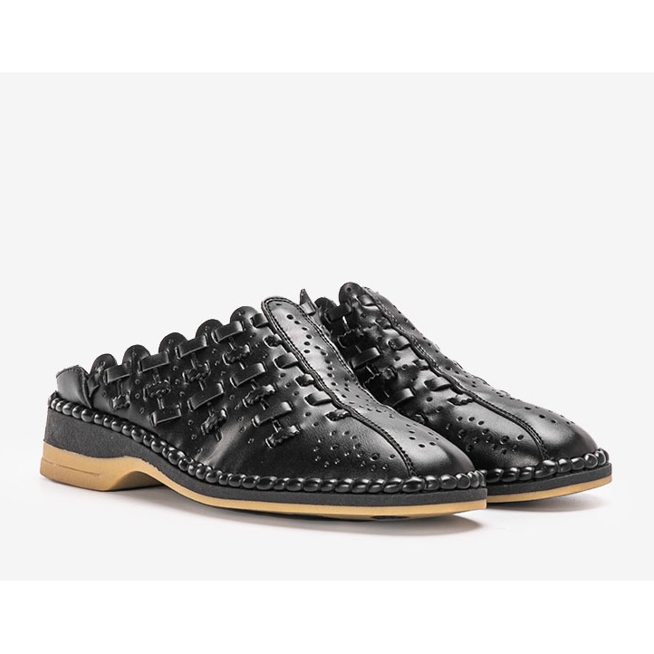 Babuchas negras caladas Breno negro 1