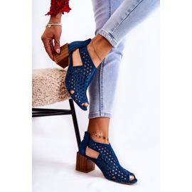 Botas caladas en un poste Maciejka 04593-17 Azul marino 1
