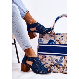 Botas caladas en un poste Maciejka 04593-17 Azul marino 5