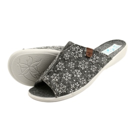 Pantuflas de fieltro con copos de nieve Adanex 24217 blanco gris 5