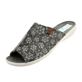 Pantuflas de fieltro con copos de nieve Adanex 24217 blanco gris 4