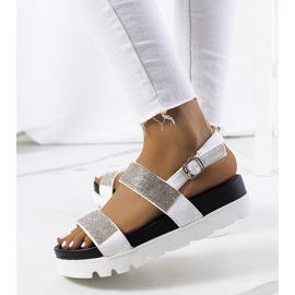 Sandalias blancas adornadas con circonitas cúbicas Felding blanco 1