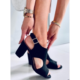Sandalias caladas Stacy Black tacón negro 1