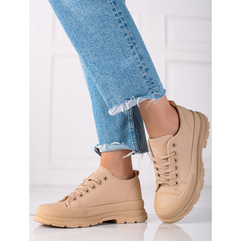 SHELOVET Zapatillas en la plataforma beige 1