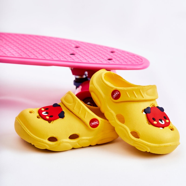 BEFADO S.A. Pantuflas Infantiles Kroks Miś Befado 159X107 Amarillo 2