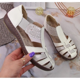 Sandalias cerradas T.Sokolski W SCA168B blanco-plata 1