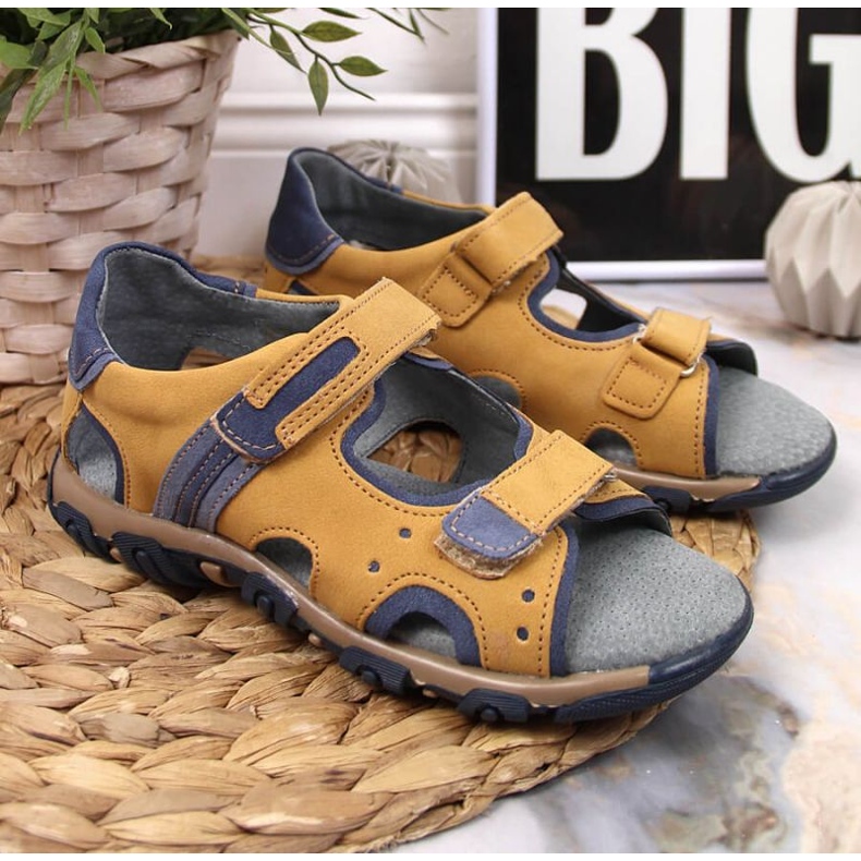 Sandalias velcros Kornecki Jr KOR6188A camel marrón 2