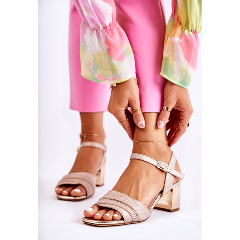 Sergio Leone Sandalias De Cuero On A Bar En Beige Dorado Corane 1