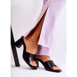 PG1 Babuchas Clásicas Piel Tacón Negro Talena 1
