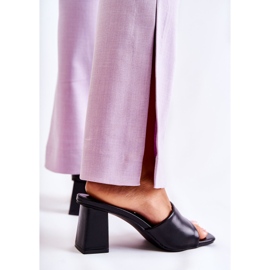PG1 Babuchas Clásicas Piel Tacón Negro Talena 4