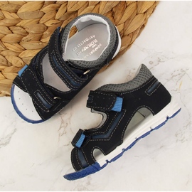 Sandalias niño con velcro azul marino Kornecki 6696 1