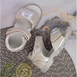 Sandalias de niña con velcro plateado beige plata 3