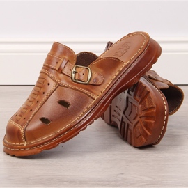 Babuchas hombre EKO piel calada marrón 2