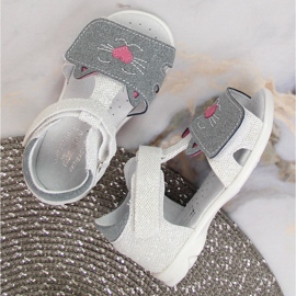 Sandalias niña gatitos con velcro Kornecki 6859 plata gris 4