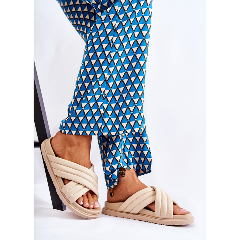 PJ1 Babuchas Clásicas Mujer Piel Beige Daron 1