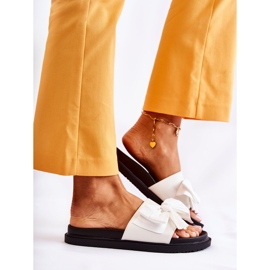 PJ1 Clásicas Pantuflas De Mujer De Piel Con Lazo Blanco Dessy 3