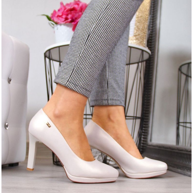 Zapatos de salón con plataforma beige perla W Sergio Leone 2