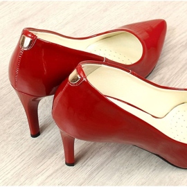 Zapatos de tacón en un stiletto lacado rojo W Juma 6