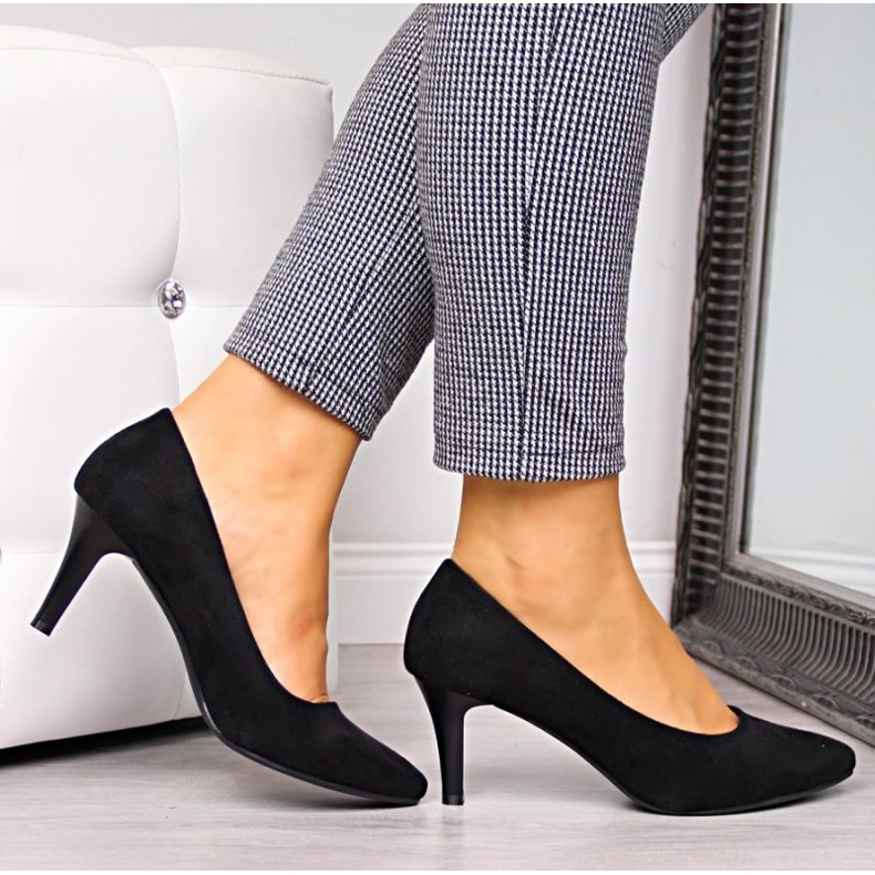 Salón de ante negro W Sergio Leone 2