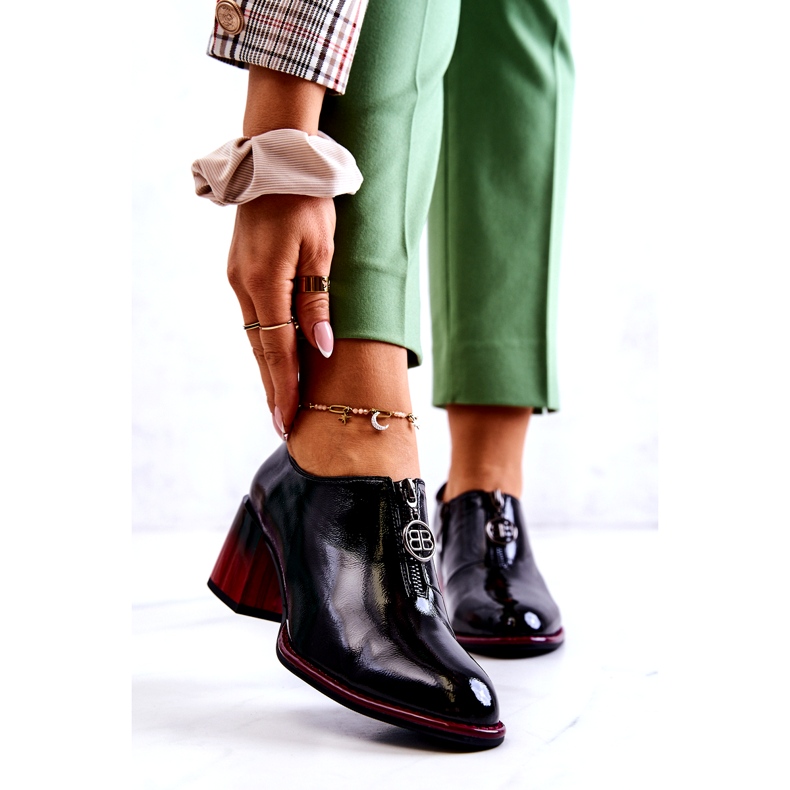 S.Barski Zapatos de moda lacados en un poste de Lorena negro y rojo. 1 S.Barski Zapatos de moda lacados en un poste de Lorena negro y rojo. 1