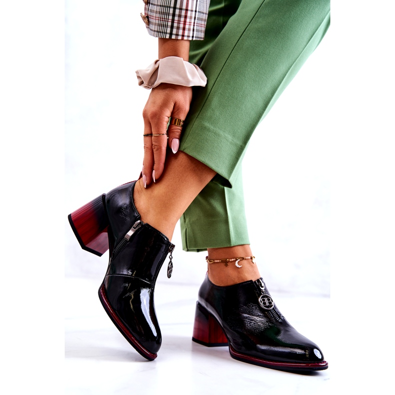 S.Barski Zapatos de moda lacados en un poste de Lorena negro y rojo. 2 S.Barski Zapatos de moda lacados en un poste de Lorena negro y rojo. 2