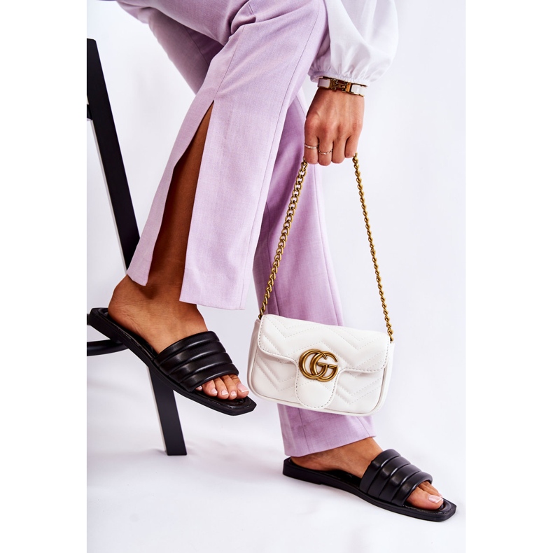 PG1 Babucha Mujer Piel Negra Con Acolchado Raula negro 1