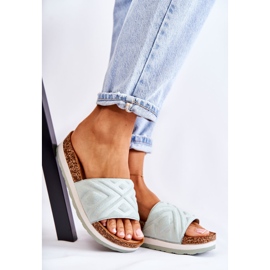 PG1 Pantuflas de gamuza para mujer en una plataforma verde masiva de Heritta 1 PG1 Pantuflas de gamuza para mujer en una plataforma verde masiva de Heritta 1