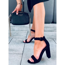 Sandalias Donna Black en el puesto negro 4