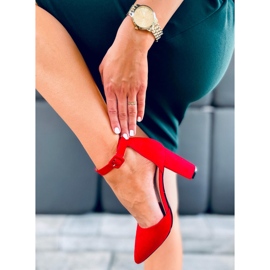 Bombas en el puesto de Lauren Red rojo 3