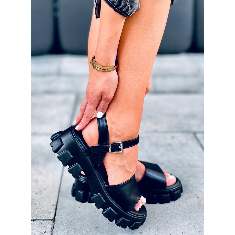 Sandalias con suela gruesa Saint Black negro 2