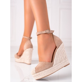 SHELOVET Alpargatas en sandalias de cuña beige 2