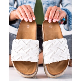 SHELOVET Chanclas plataforma blanco 3