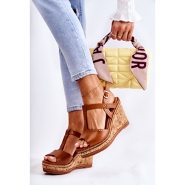 PG1 Sandalias clásicas de piel sobre cuña marrón Valorin 5
