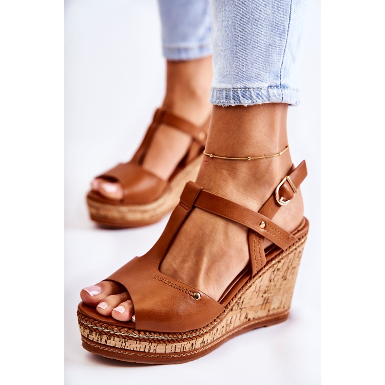 PG1 Sandalias clásicas de piel sobre cuña marrón Valorin 1