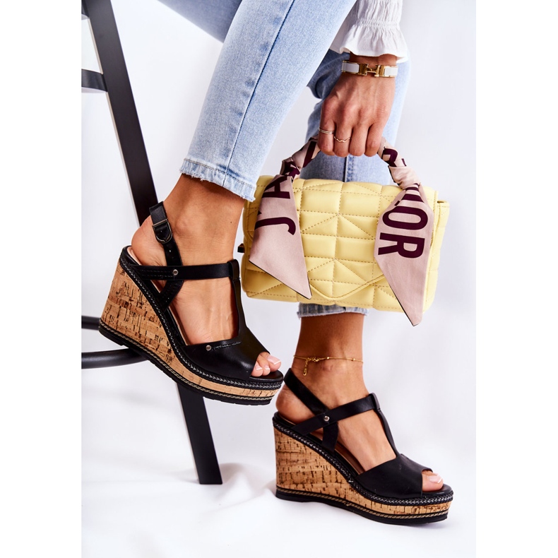 PG1 Sandalias Clásicas Cuña Piel Negra Valorin negro 2