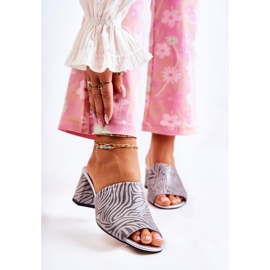 Pantuflas Mujer Piel Tacón Alto Cebra Gris Nessita plata 1