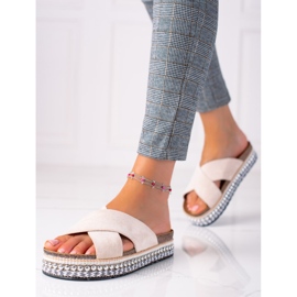 SHELOVET Zapatillas de moda en la plataforma beige 3