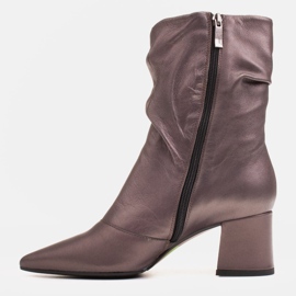 Marco Shoes Bota alta marco para mujer con fruncido marrón 1