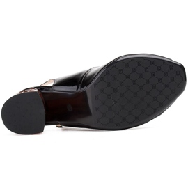 Marco Shoes Sandalias lacadas en negro con tacón en ámbar 3D 5