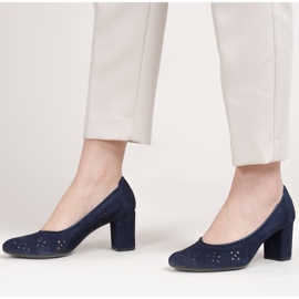 Marco Shoes Zapatos de salón azul marino con perforación para un pie más ancho 3