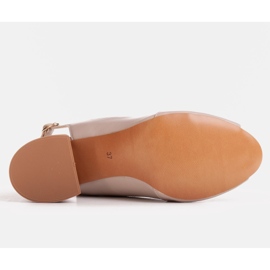Marco Shoes Sandalias beige con perforacion 5