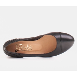 Radoskór Zapatos de tacón negros clásicos para mujer para un pie más ancho 1 Radoskór Zapatos de tacón negros clásicos para mujer para un pie más ancho 1