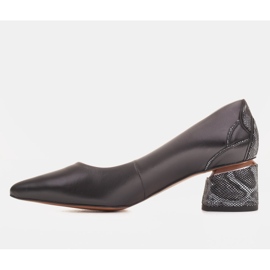 Marco Shoes Zapatos de salón en piel negra con estampado floral negro 4