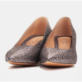 Marco Shoes Zapatos de salón elegantes hechos de cuero repujado gris 5