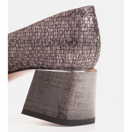 Marco Shoes Zapatos de salón elegantes hechos de cuero repujado gris 6