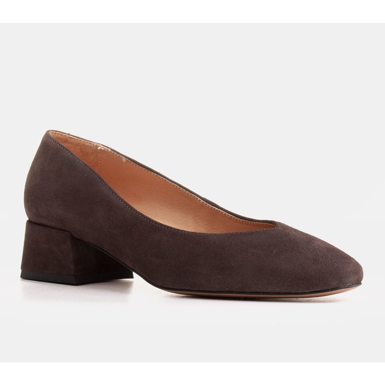 Marco Shoes Salón de ante marrón con cuello de pico 1