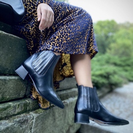 Marco Shoes Botas cálidas y elegantes con goma elástica en la parte superior negro 2