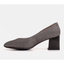 Marco Shoes Zapatos de salón para mujer hechos de piel suave natural con rayas plateadas negro 2