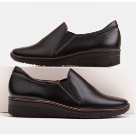 Radoskór Zapatos cómodos para un pie más ancho con suela ligera negro 1