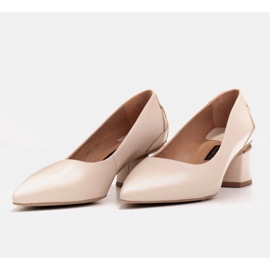 Marco Shoes Zapatos de salón en piel beige con estampado floral 4